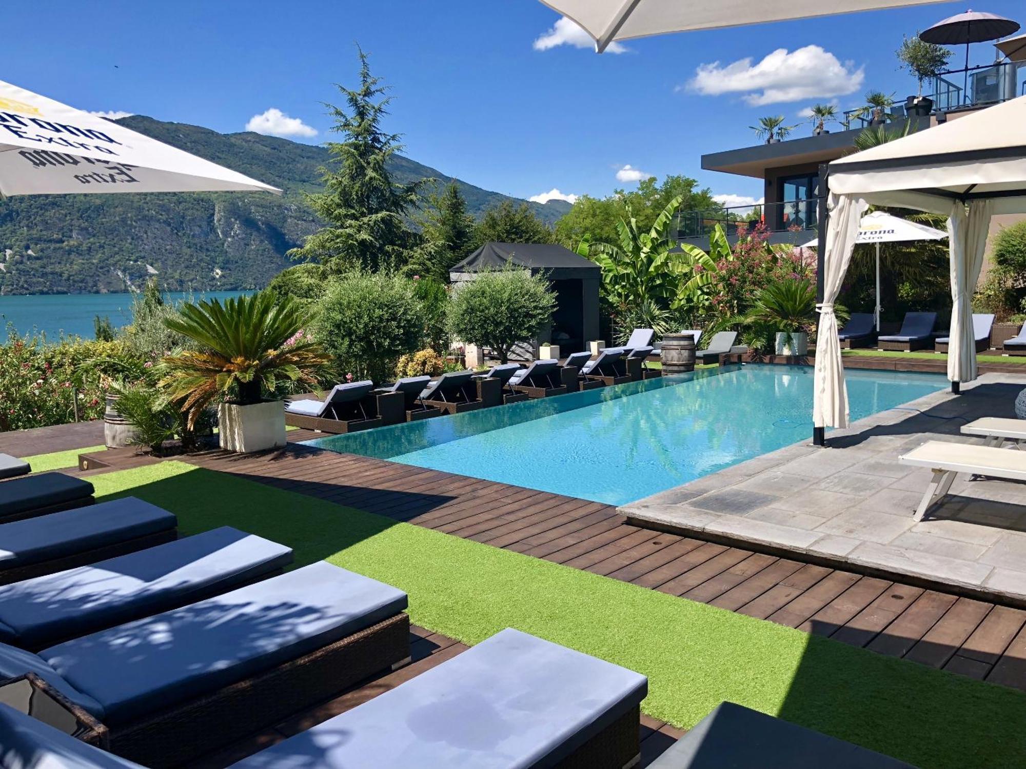 Bed & Breakfast Les Du 4*